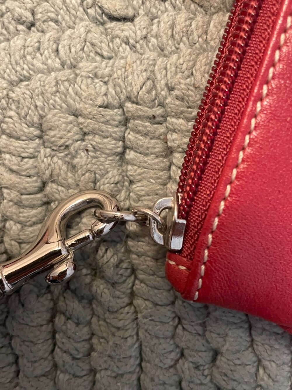 Coach Red Pebbled Leather Wristlet Wallet Vintage - Picture 5 of 6